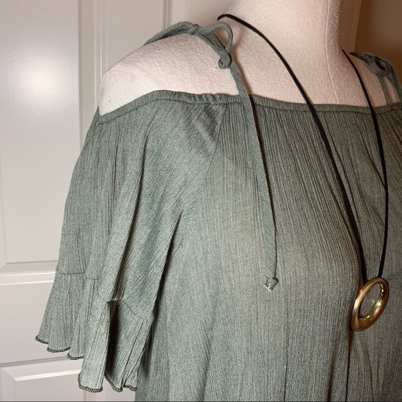 KyeMi | Olive off the shoulder shift dress - Picture 4 of 7